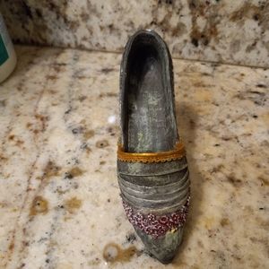 Miniature shoe